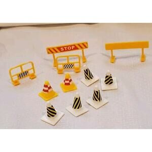 11 Piece Minature Construction Work Signs And Cones Train Props Cake Toppers